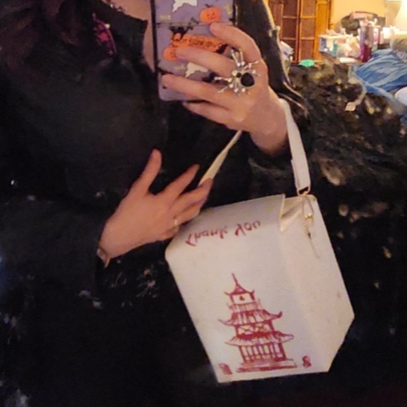Chinese Takeout Box Handbag - Picture 8 of 9